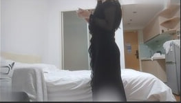 酒店偷情黑丝御姐！巨乳晃眼蜜穴紧致，外围女极品馒头鲍销魂夹击